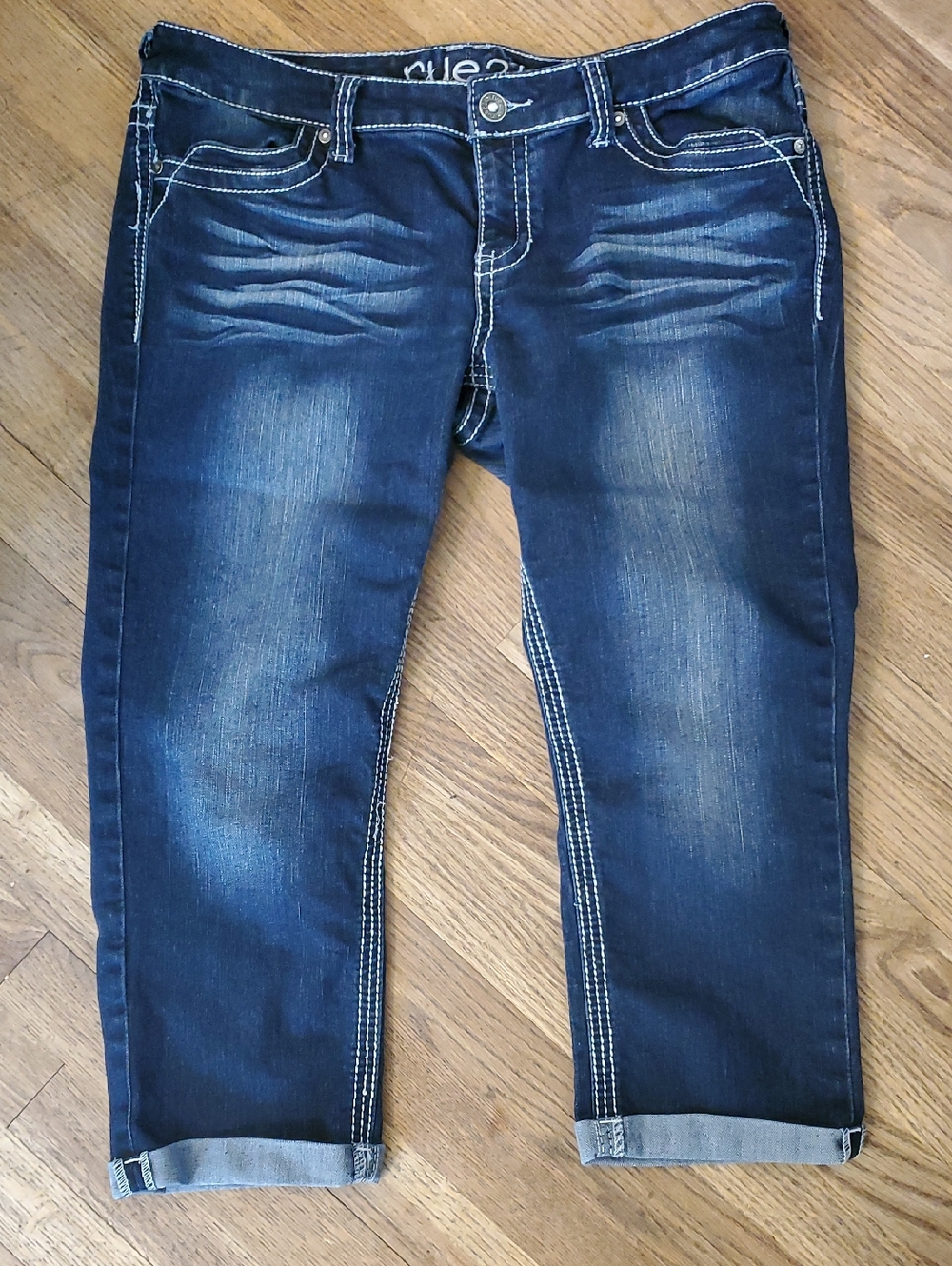 Rue21 Dark Blue Denim Capri with White Stitching